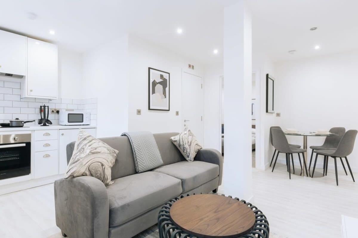 Modern 1 Bedroom Apartment In Central Ipswich Eksteriør billede